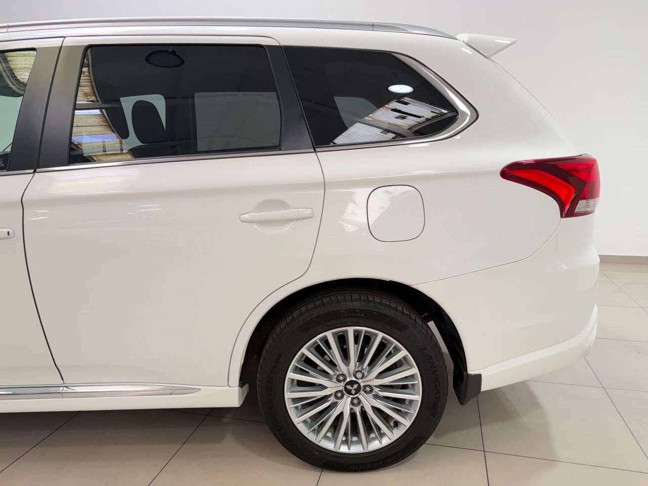 2019 MITSUBISHI OUTLANDER 2019 MITSUBISHI OUTLANDER