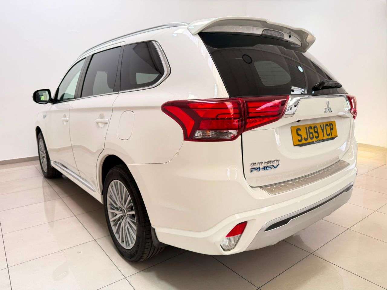 2019 MITSUBISHI OUTLANDER 2019 MITSUBISHI OUTLANDER