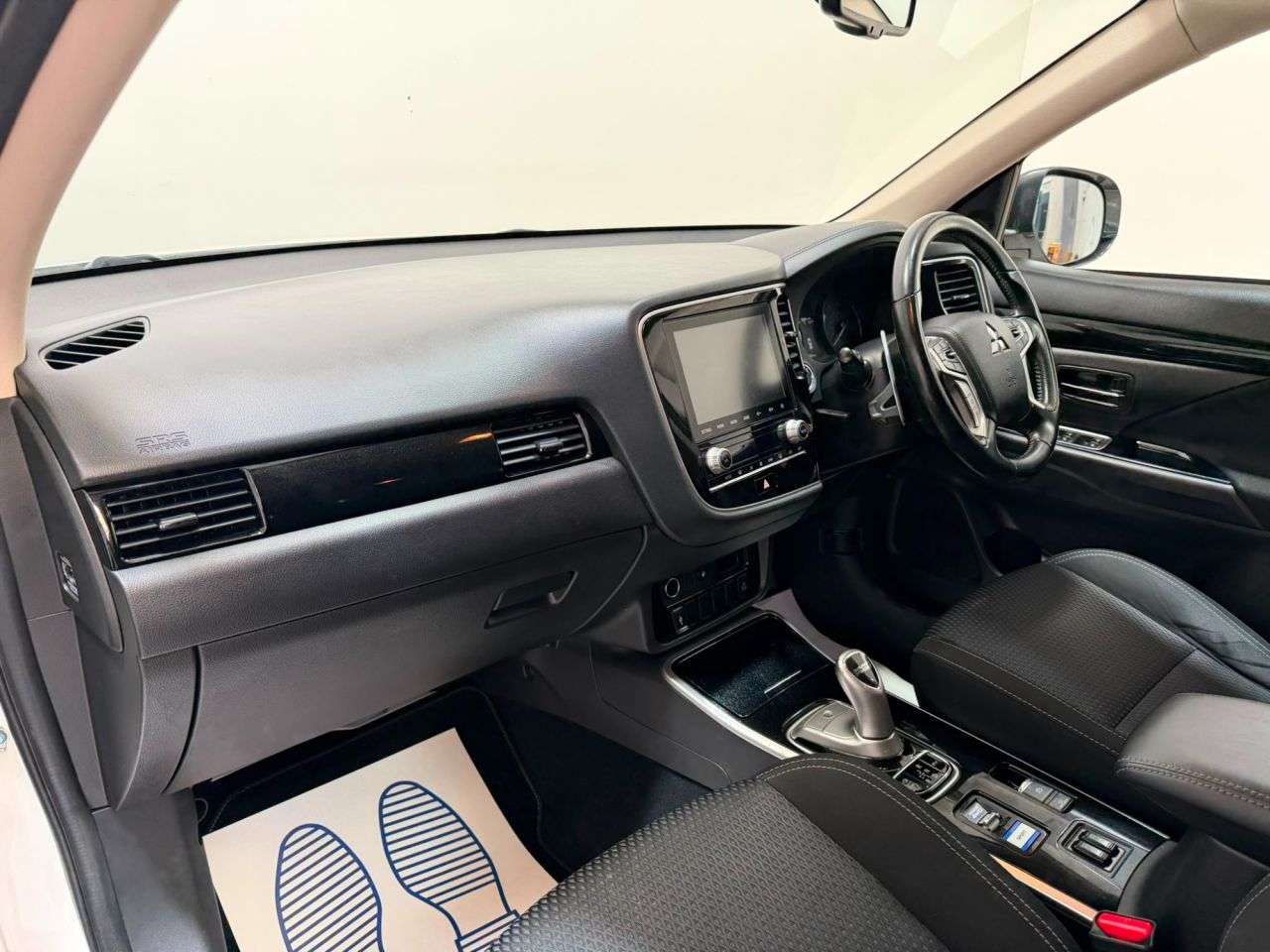2019 MITSUBISHI OUTLANDER 2019 MITSUBISHI OUTLANDER