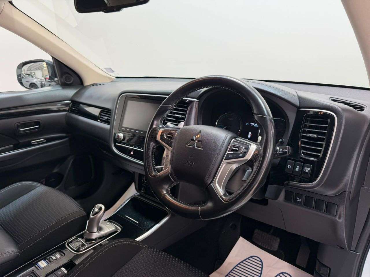 2019 MITSUBISHI OUTLANDER 2019 MITSUBISHI OUTLANDER