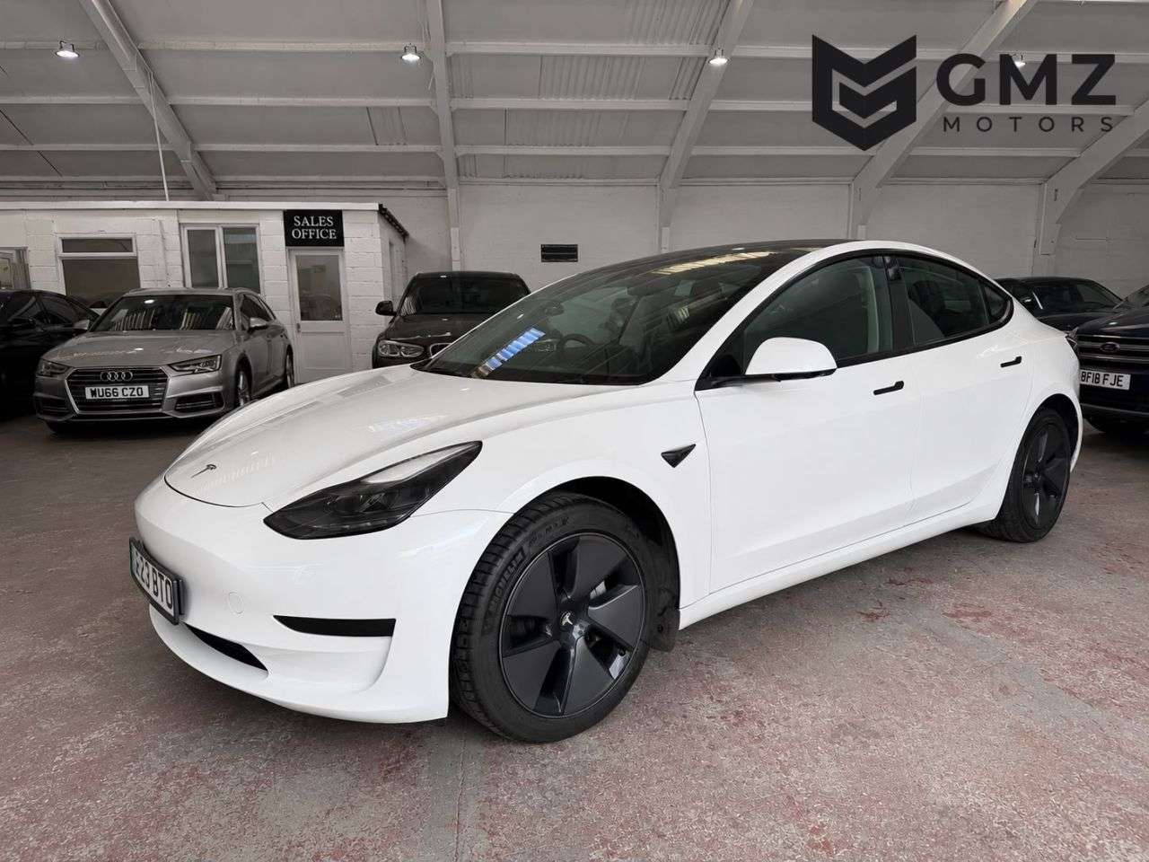 A 2023 TESLA MODEL 3 Saloon 4dr Electric Auto RWD (241 bhp) NATIONWIDE DELIVERY A 2023 TESLA MODEL 3 Saloon 4dr Electric Auto RWD (241 bhp) NATIONWIDE DELIVERY