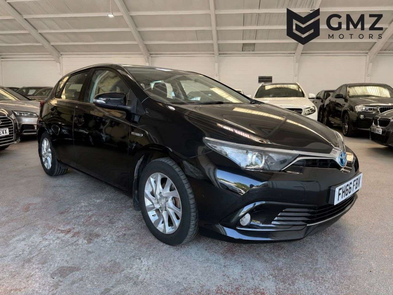 A 2016 TOYOTA AURIS 1.8 VVT-h Business Edition Hatchback 5dr Petrol Hybrid CVT Euro 6 (s/s) (Sa A 2016 TOYOTA AURIS 1.8 VVT-h Business Edition Hatchback 5dr Petrol Hybrid CVT Euro 6 (s/s) (Sa