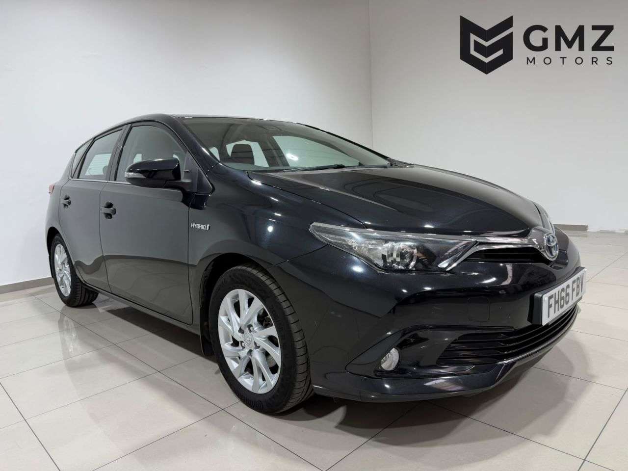 A 2016 TOYOTA AURIS 1.8 VVT-h Business Edition Hatchback 5dr Petrol Hybrid CVT Euro 6 (s/s) (Sa A 2016 TOYOTA AURIS 1.8 VVT-h Business Edition Hatchback 5dr Petrol Hybrid CVT Euro 6 (s/s) (Sa