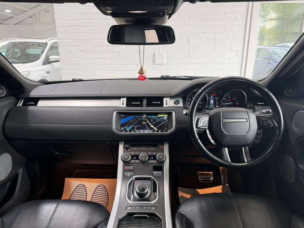 A 2017 LAND ROVER RANGE ROVER EVOQUE 2.0 TD4 HSE Dynamic SUV 5dr Diesel Auto 4WD Euro 6 (s/s) (180 ps) NATIONWID A 2017 LAND ROVER RANGE ROVER EVOQUE 2.0 TD4 HSE Dynamic SUV 5dr Diesel Auto 4WD Euro 6 (s/s) (180 ps) NATIONWID