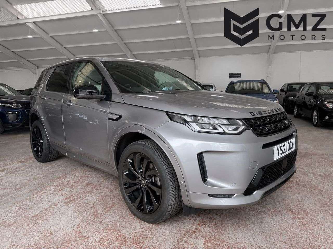 A 2021 LAND ROVER DISCOVERY SPORT 2.0 D165 MHEV R-Dynamic S Plus SUV 5dr Diesel Auto 4WD Euro 6 (s/s) (163 ps A 2021 LAND ROVER DISCOVERY SPORT 2.0 D165 MHEV R-Dynamic S Plus SUV 5dr Diesel Auto 4WD Euro 6 (s/s) (163 ps