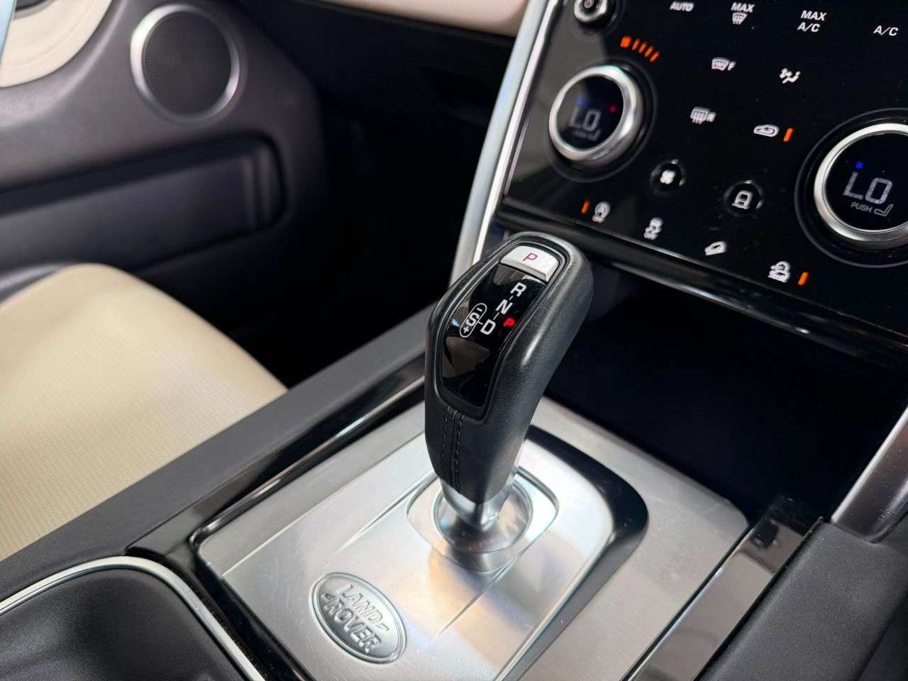 2021 LAND ROVER DISCOVERY SPORT 2021 LAND ROVER DISCOVERY SPORT