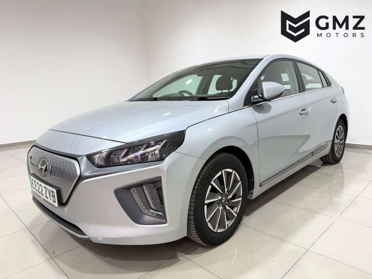 A 2022 HYUNDAI IONIQ 38.3kWh Premium Hatchback 5dr Electric Auto (136 ps) NATIONWIDE DELIVERY A 2022 HYUNDAI IONIQ 38.3kWh Premium Hatchback 5dr Electric Auto (136 ps) NATIONWIDE DELIVERY