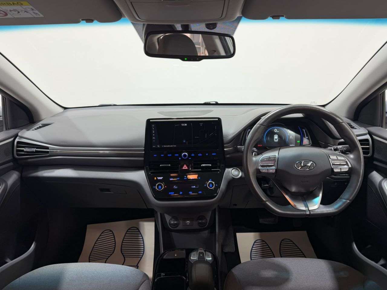 2022 HYUNDAI IONIQ 2022 HYUNDAI IONIQ