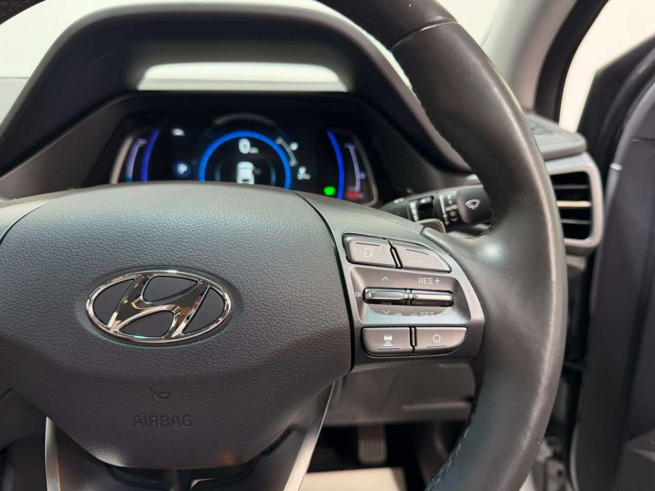 2022 HYUNDAI IONIQ 2022 HYUNDAI IONIQ