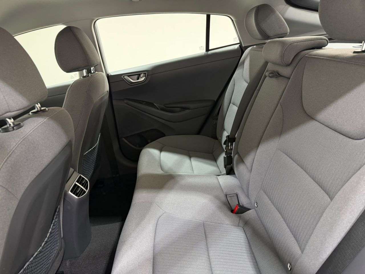 2022 HYUNDAI IONIQ 2022 HYUNDAI IONIQ
