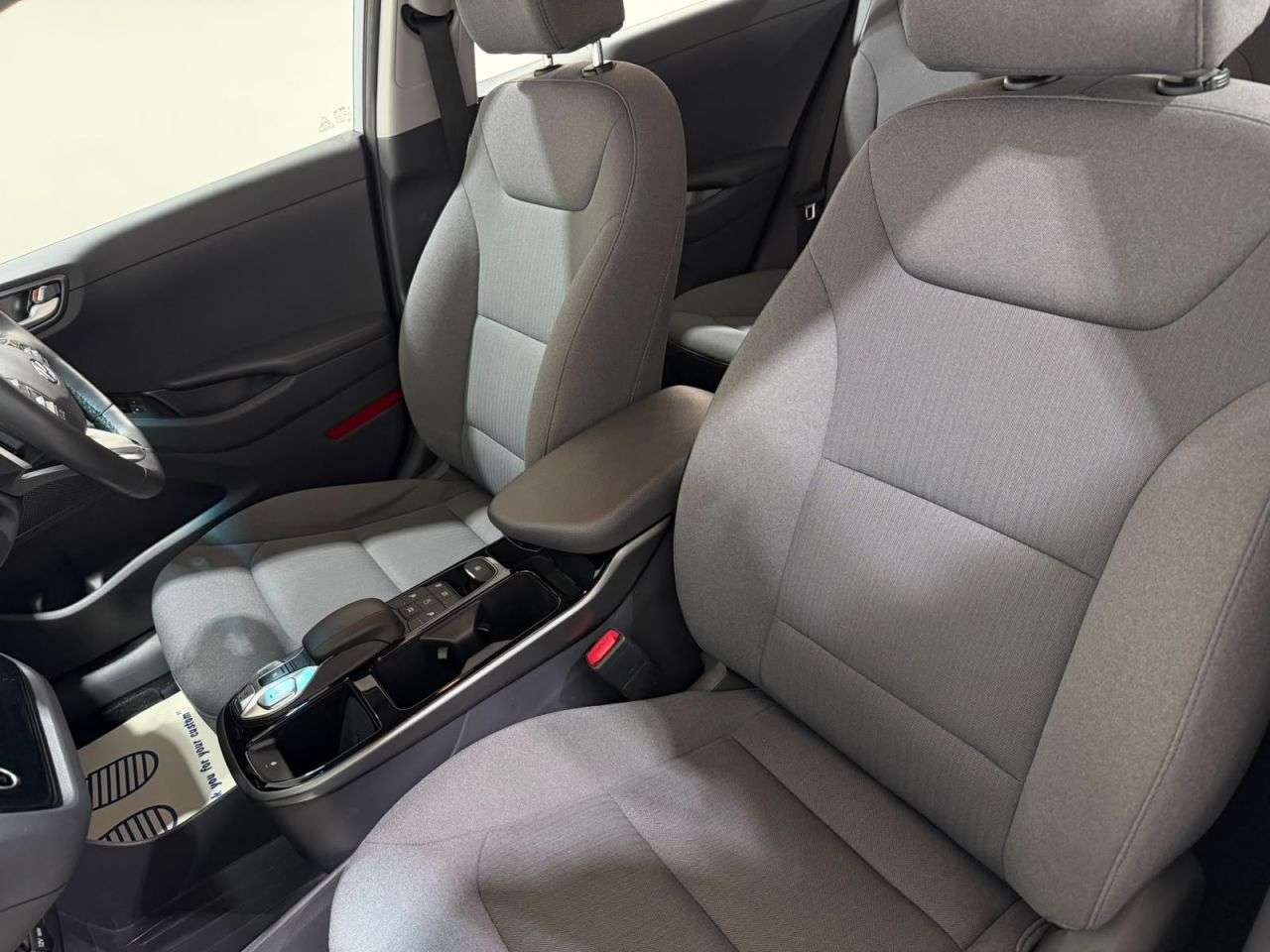 2022 HYUNDAI IONIQ 2022 HYUNDAI IONIQ