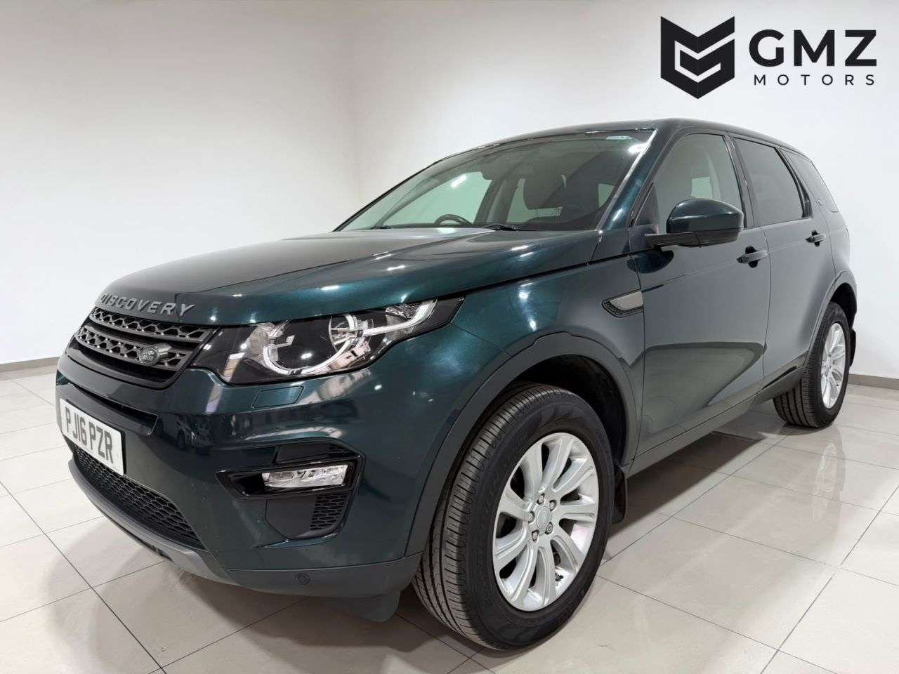 A 2016 LAND ROVER DISCOVERY SPORT 2.0 TD4 SE Tech SUV 5dr Diesel Auto 4WD Euro 6 (s/s) (180 ps) NATIONWIDE DE A 2016 LAND ROVER DISCOVERY SPORT 2.0 TD4 SE Tech SUV 5dr Diesel Auto 4WD Euro 6 (s/s) (180 ps) NATIONWIDE DE