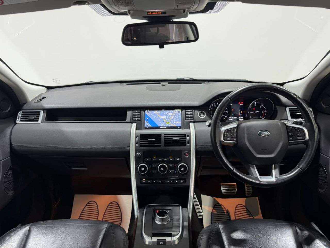 A 2016 LAND ROVER DISCOVERY SPORT 2.0 TD4 SE Tech SUV 5dr Diesel Auto 4WD Euro 6 (s/s) (180 ps) NATIONWIDE DE A 2016 LAND ROVER DISCOVERY SPORT 2.0 TD4 SE Tech SUV 5dr Diesel Auto 4WD Euro 6 (s/s) (180 ps) NATIONWIDE DE