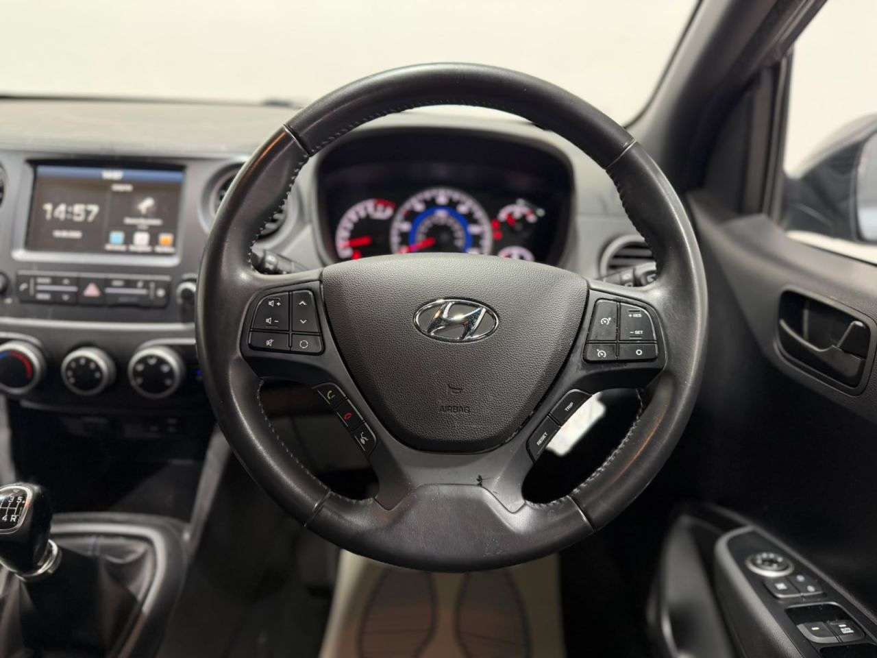 2018 HYUNDAI I10 2018 HYUNDAI I10