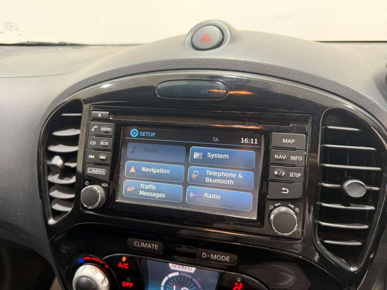 2015 NISSAN JUKE 2015 NISSAN JUKE