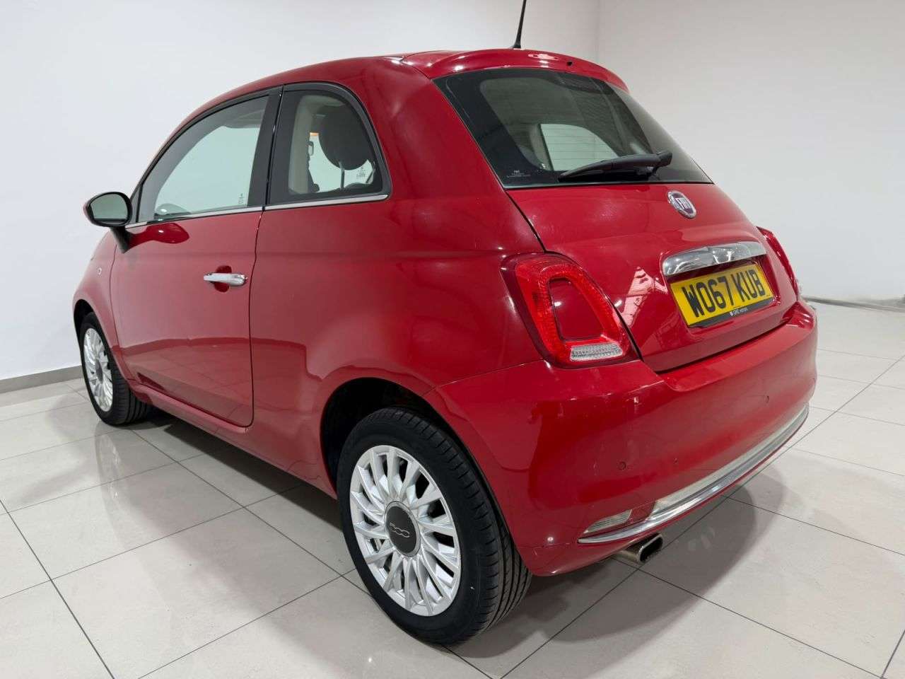 2018 FIAT 500 2018 FIAT 500