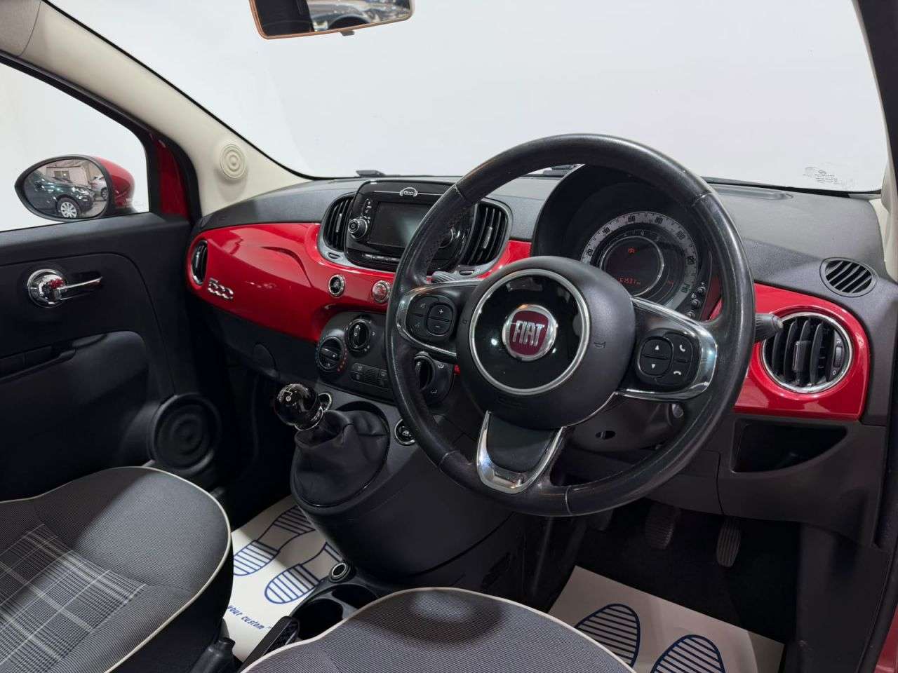 2018 FIAT 500 2018 FIAT 500