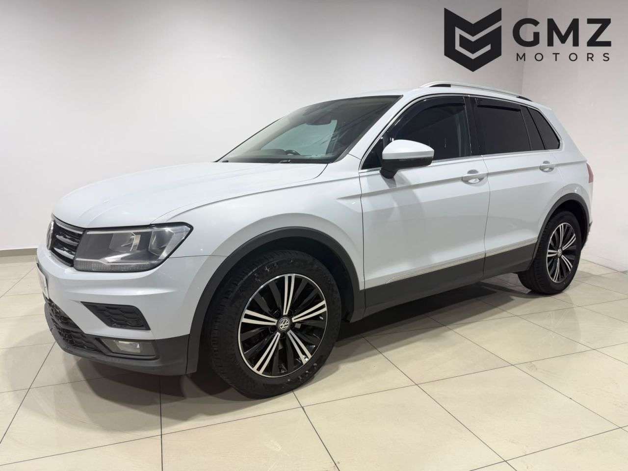 A 2018 VOLKSWAGEN TIGUAN 2.0 TDI SE Navigation SUV 5dr Diesel DSG Euro 6 (s/s) (150 ps) NATIONWIDE D A 2018 VOLKSWAGEN TIGUAN 2.0 TDI SE Navigation SUV 5dr Diesel DSG Euro 6 (s/s) (150 ps) NATIONWIDE D
