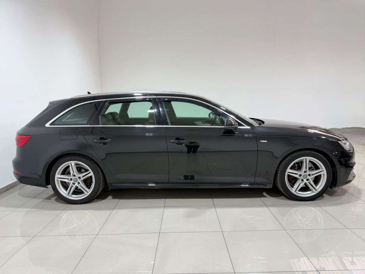 2016 AUDI A4 AVANT 2016 AUDI A4 AVANT