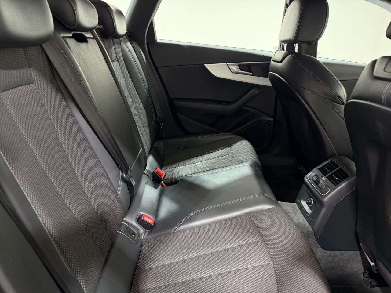 2016 AUDI A4 AVANT 2016 AUDI A4 AVANT