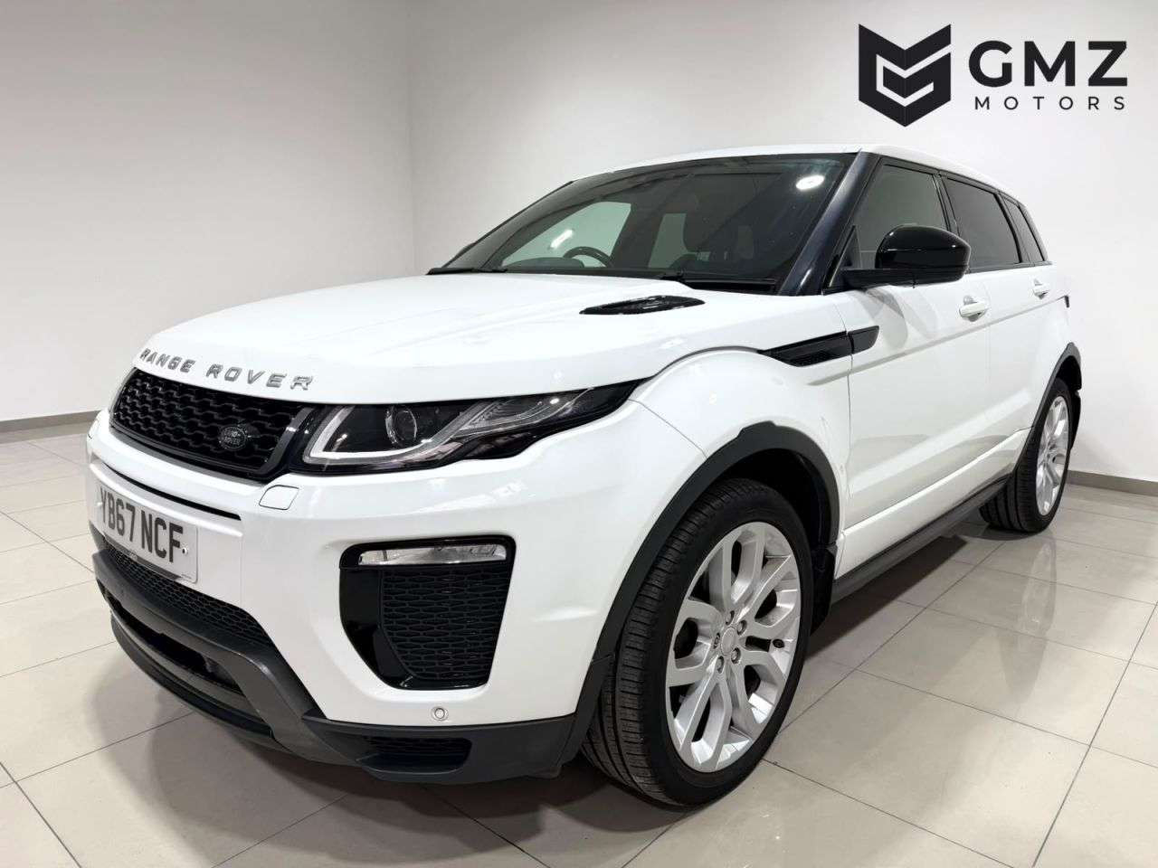 A 2017 LAND ROVER RANGE ROVER EVOQUE 2.0 TD4 HSE Dynamic SUV 5dr Diesel Auto 4WD Euro 6 (s/s) (180 ps) NATIONWID A 2017 LAND ROVER RANGE ROVER EVOQUE 2.0 TD4 HSE Dynamic SUV 5dr Diesel Auto 4WD Euro 6 (s/s) (180 ps) NATIONWID