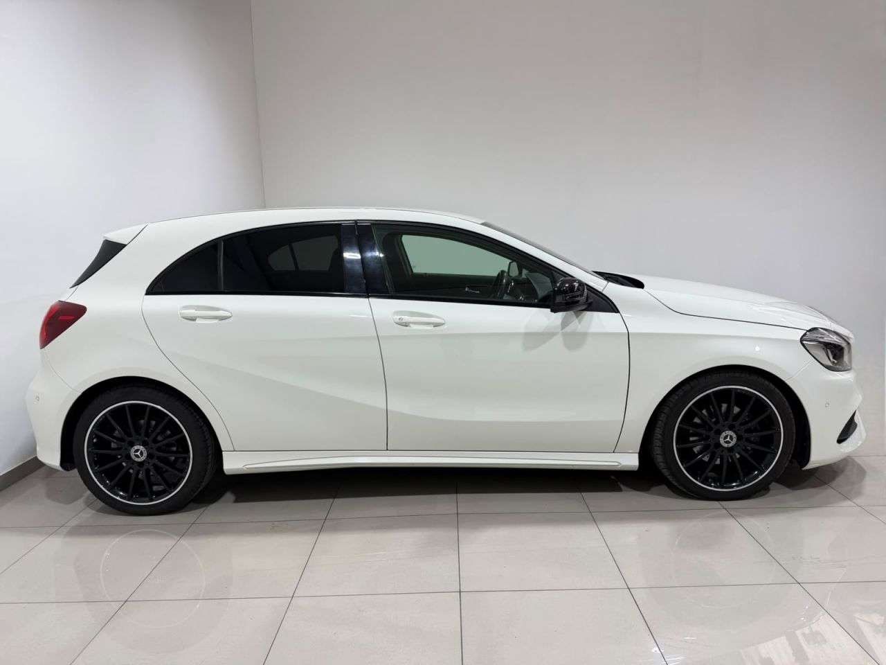 2017 MERCEDES-BENZ A CLASS 2017 MERCEDES-BENZ A CLASS