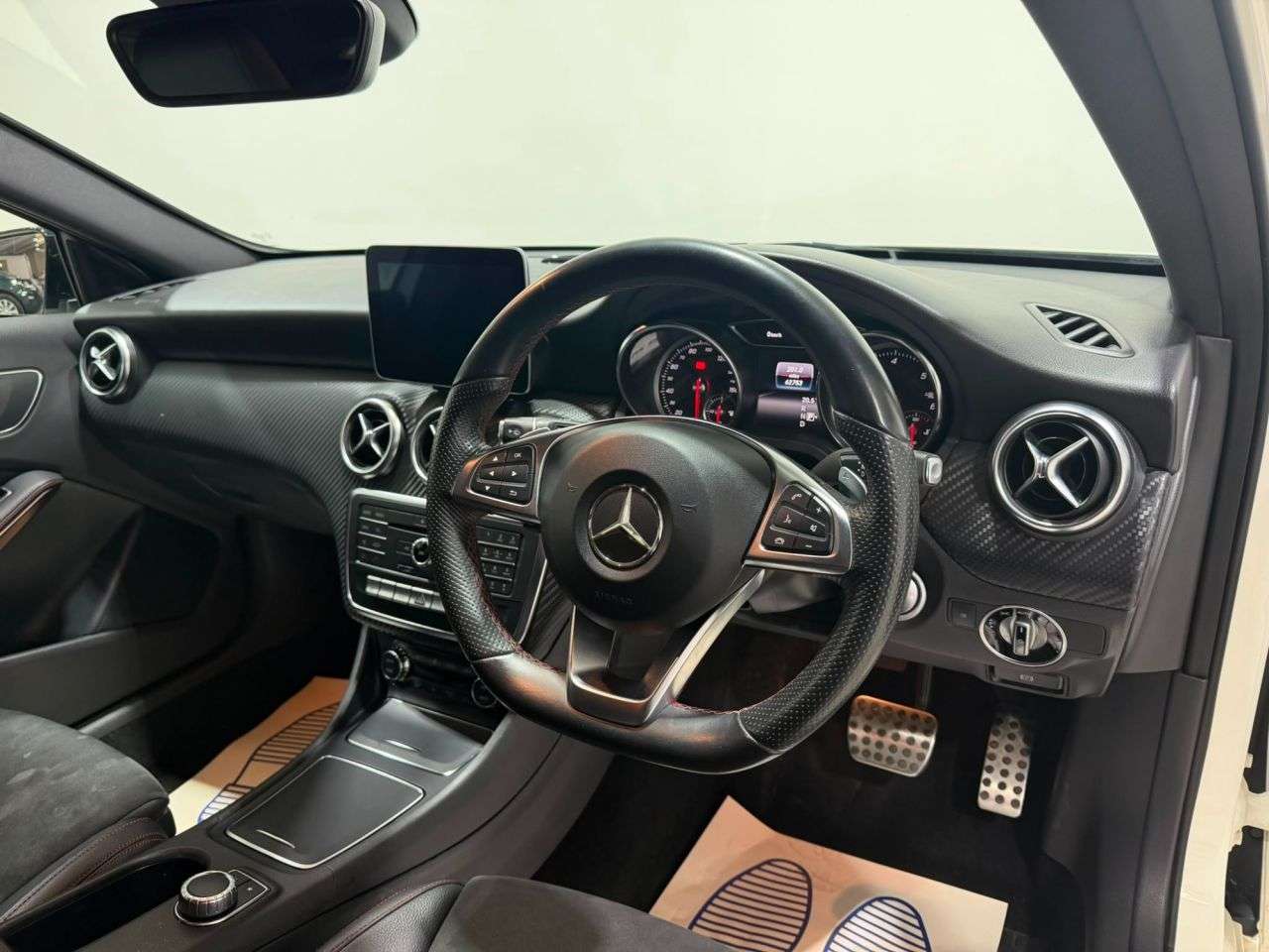 2017 MERCEDES-BENZ A CLASS 2017 MERCEDES-BENZ A CLASS