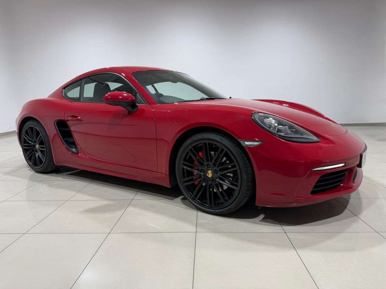 A 2017 PORSCHE 718 CAYMAN 2.5T S Coupe 2dr Petrol PDK Euro 6 (s/s) (350 ps) NATIONWIDE DELIVERY A 2017 PORSCHE 718 CAYMAN 2.5T S Coupe 2dr Petrol PDK Euro 6 (s/s) (350 ps) NATIONWIDE DELIVERY