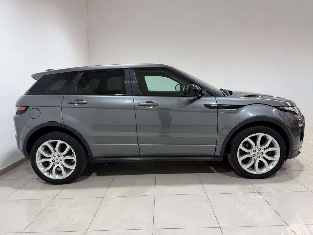 2018 LAND ROVER RANGE ROVER EVOQUE 2018 LAND ROVER RANGE ROVER EVOQUE