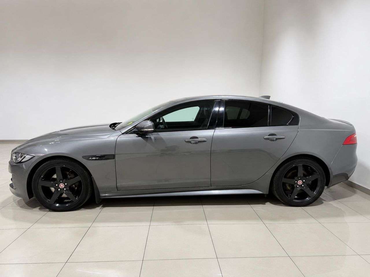 2017 JAGUAR XE 2017 JAGUAR XE