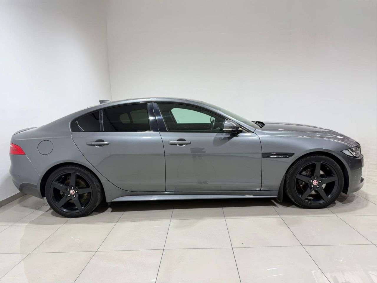 2017 JAGUAR XE 2017 JAGUAR XE