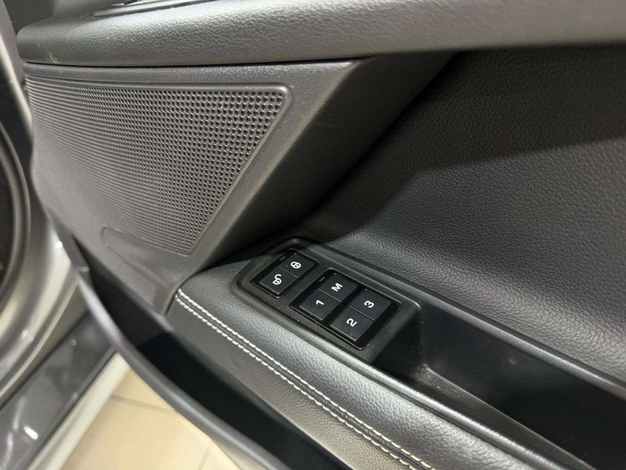 2017 JAGUAR XE 2017 JAGUAR XE