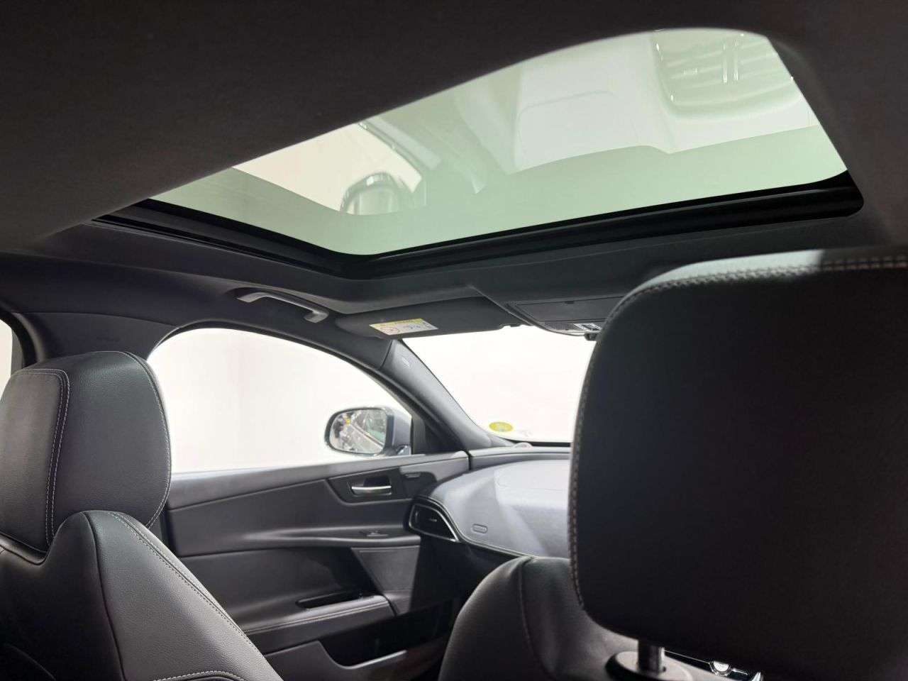 2017 JAGUAR XE 2017 JAGUAR XE