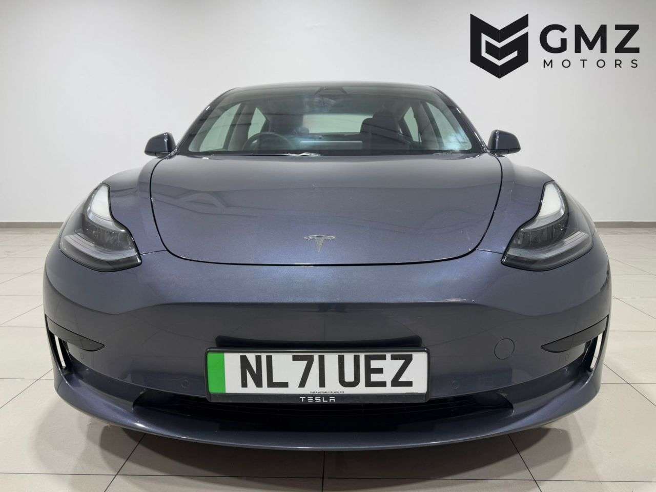 A 2021 TESLA MODEL 3 Standard Range Plus Saloon 4dr Electric Auto RWD (241 bhp) NATIONWIDE DELIV A 2021 TESLA MODEL 3 Standard Range Plus Saloon 4dr Electric Auto RWD (241 bhp) NATIONWIDE DELIV