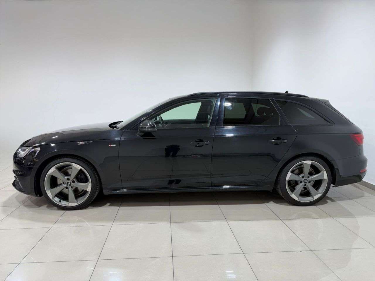 2017 AUDI A4 AVANT 2017 AUDI A4 AVANT
