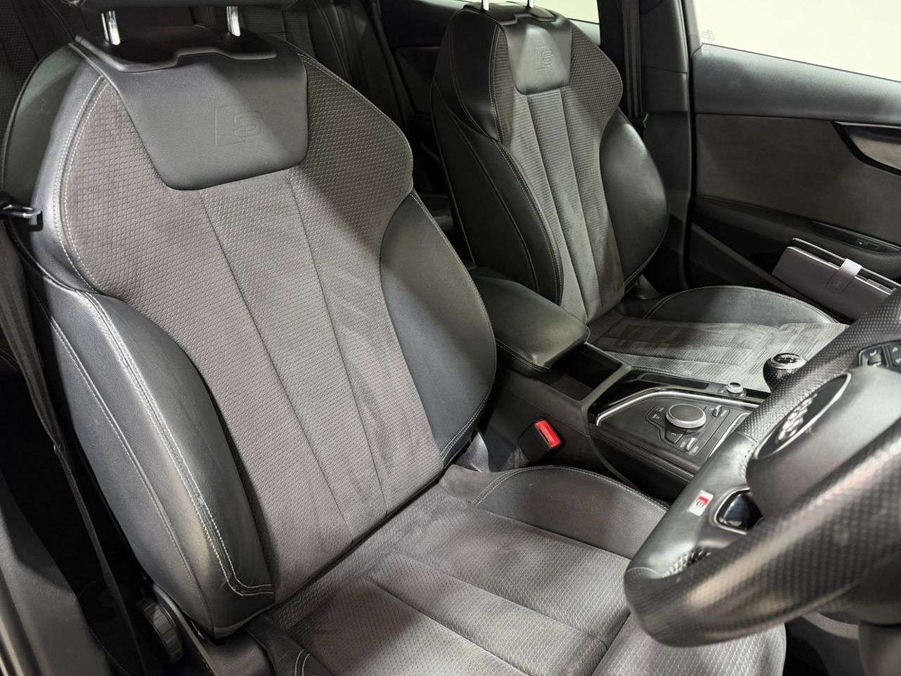 2017 AUDI A4 AVANT 2017 AUDI A4 AVANT