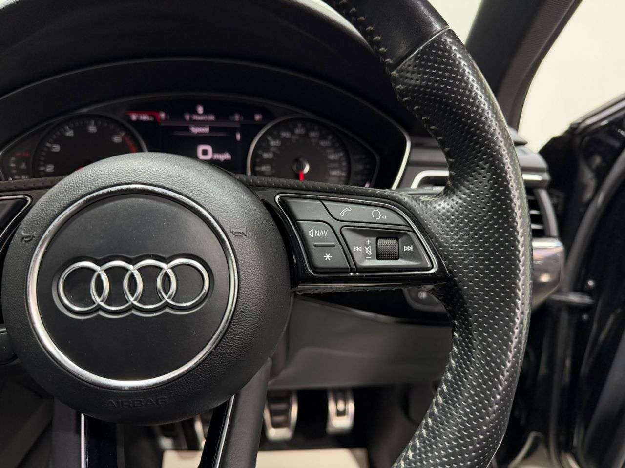 2017 AUDI A4 AVANT 2017 AUDI A4 AVANT