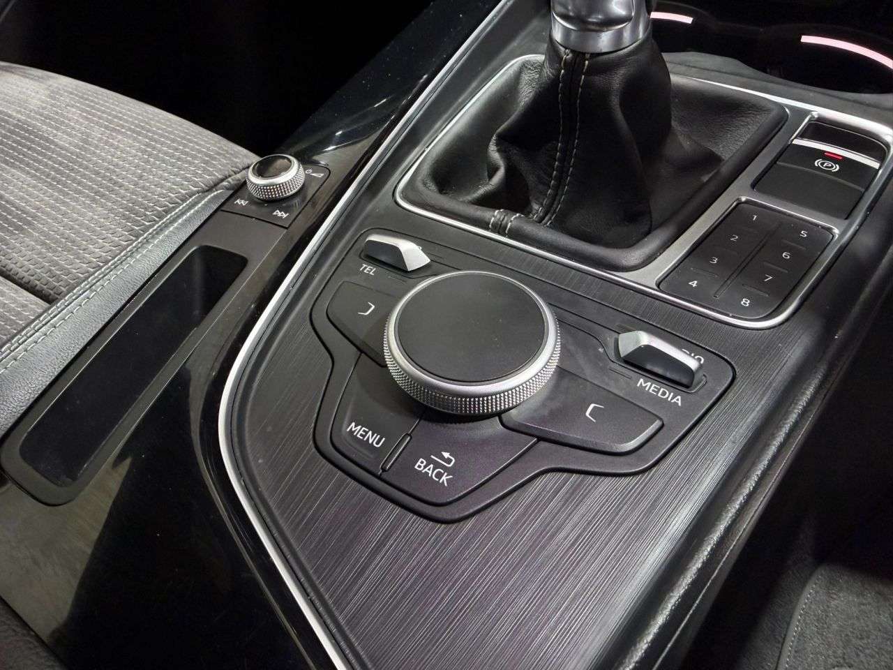 2017 AUDI A4 AVANT 2017 AUDI A4 AVANT