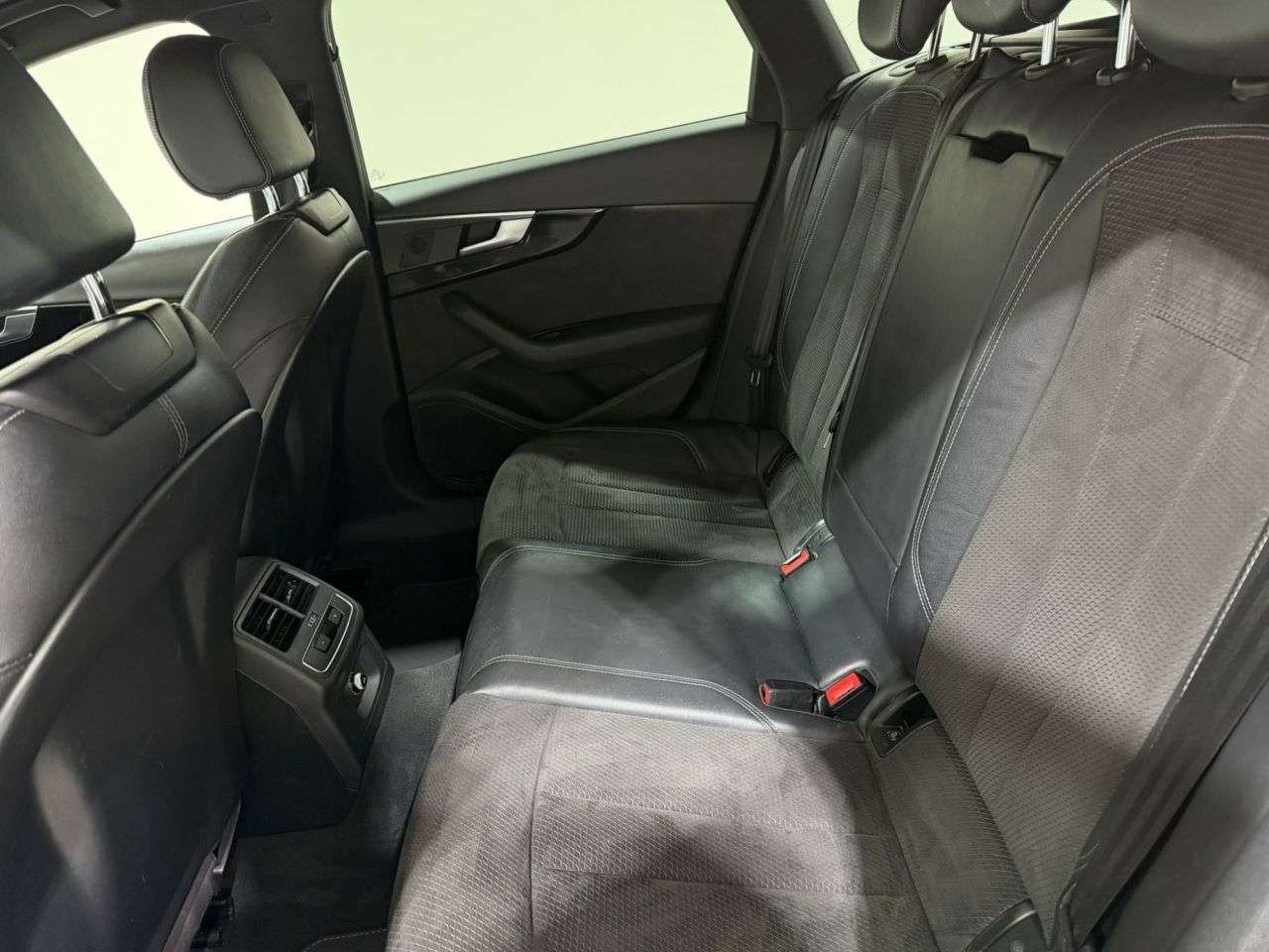 2017 AUDI A4 AVANT 2017 AUDI A4 AVANT