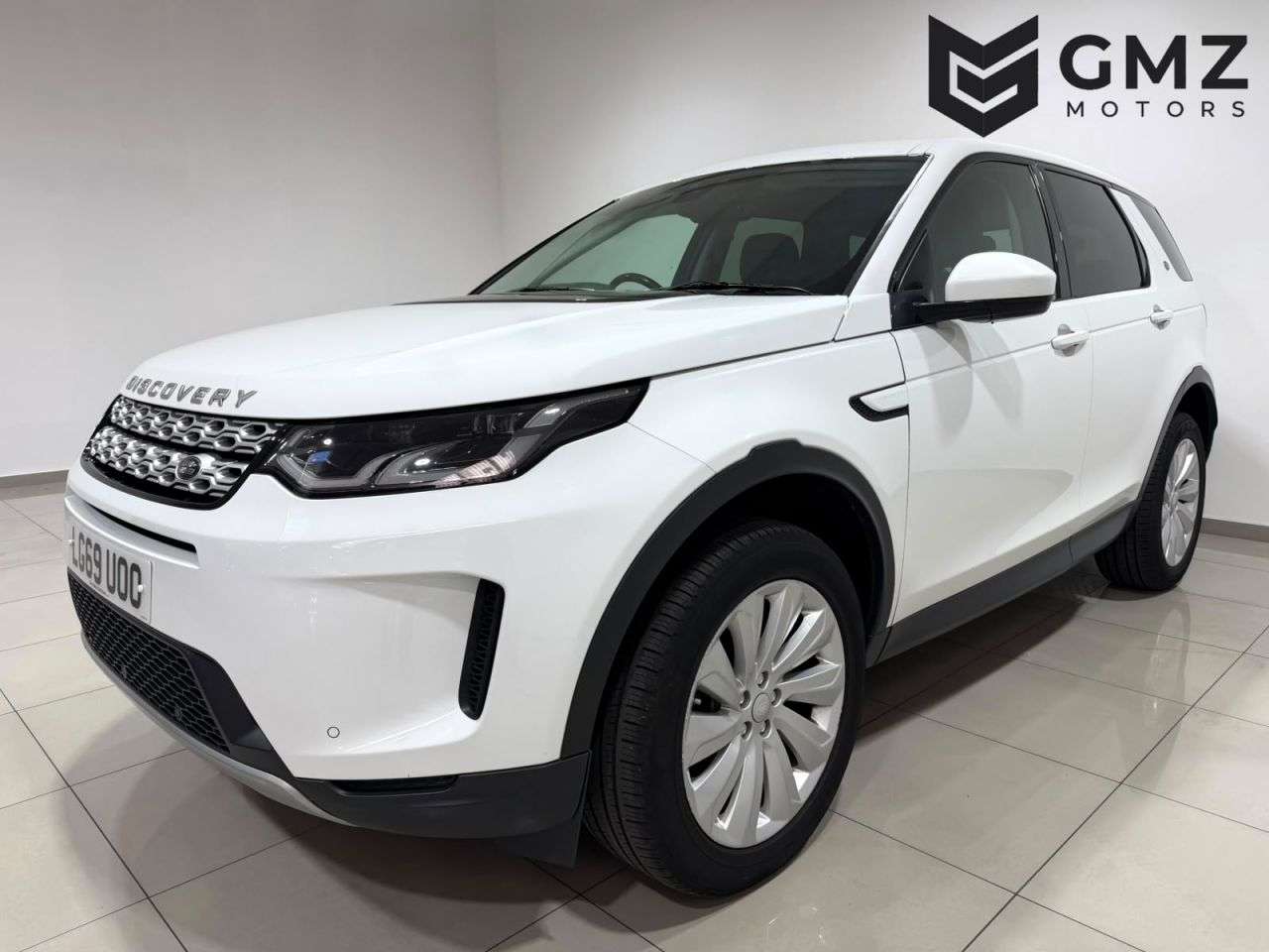 A 2019 LAND ROVER DISCOVERY SPORT 2.0 D180 MHEV SE SUV 5dr Diesel Auto 4WD Euro 6 (s/s) (180 ps) NATIONWIDE D A 2019 LAND ROVER DISCOVERY SPORT 2.0 D180 MHEV SE SUV 5dr Diesel Auto 4WD Euro 6 (s/s) (180 ps) NATIONWIDE D