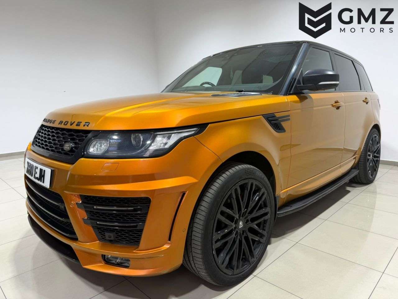 A 2017 LAND ROVER RANGE ROVER SPORT 4.4 SD V8 Autobiography Dynamic SUV 5dr Diesel Auto 4WD Euro 6 (s/s) (339 p A 2017 LAND ROVER RANGE ROVER SPORT 4.4 SD V8 Autobiography Dynamic SUV 5dr Diesel Auto 4WD Euro 6 (s/s) (339 p