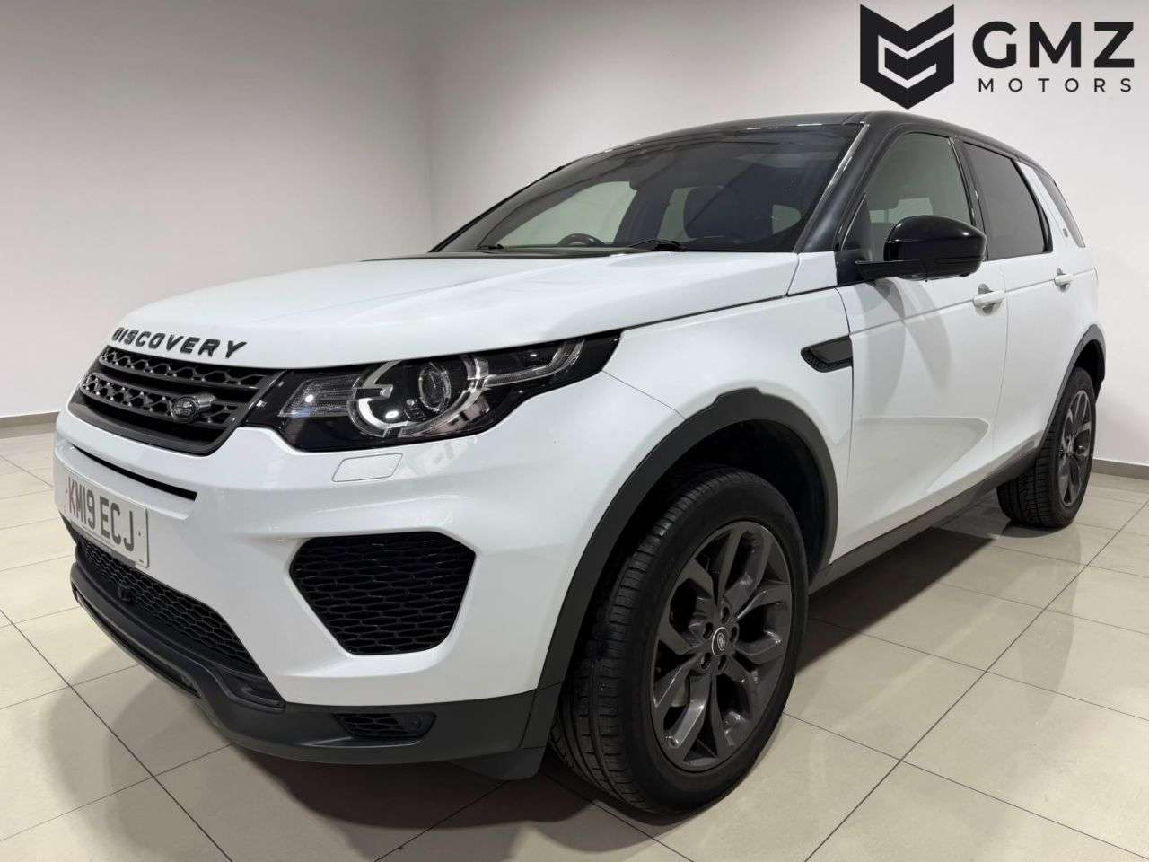 A 2019 LAND ROVER DISCOVERY SPORT 2.0 TD4 Landmark SUV 5dr Diesel Auto 4WD Euro 6 (s/s) (180 ps) NATIONWIDE D A 2019 LAND ROVER DISCOVERY SPORT 2.0 TD4 Landmark SUV 5dr Diesel Auto 4WD Euro 6 (s/s) (180 ps) NATIONWIDE D