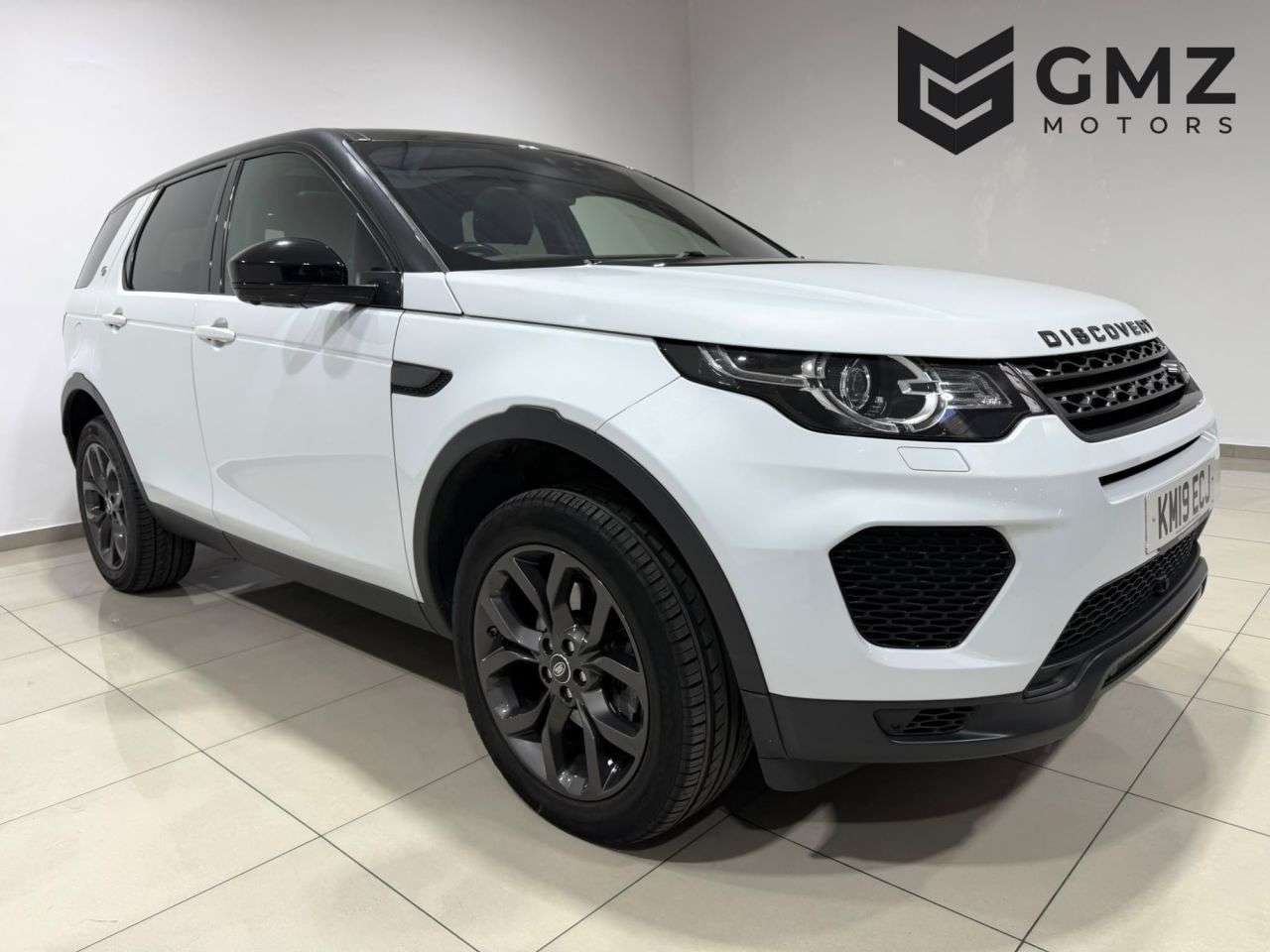 A 2019 LAND ROVER DISCOVERY SPORT 2.0 TD4 Landmark SUV 5dr Diesel Auto 4WD Euro 6 (s/s) (180 ps) NATIONWIDE D A 2019 LAND ROVER DISCOVERY SPORT 2.0 TD4 Landmark SUV 5dr Diesel Auto 4WD Euro 6 (s/s) (180 ps) NATIONWIDE D