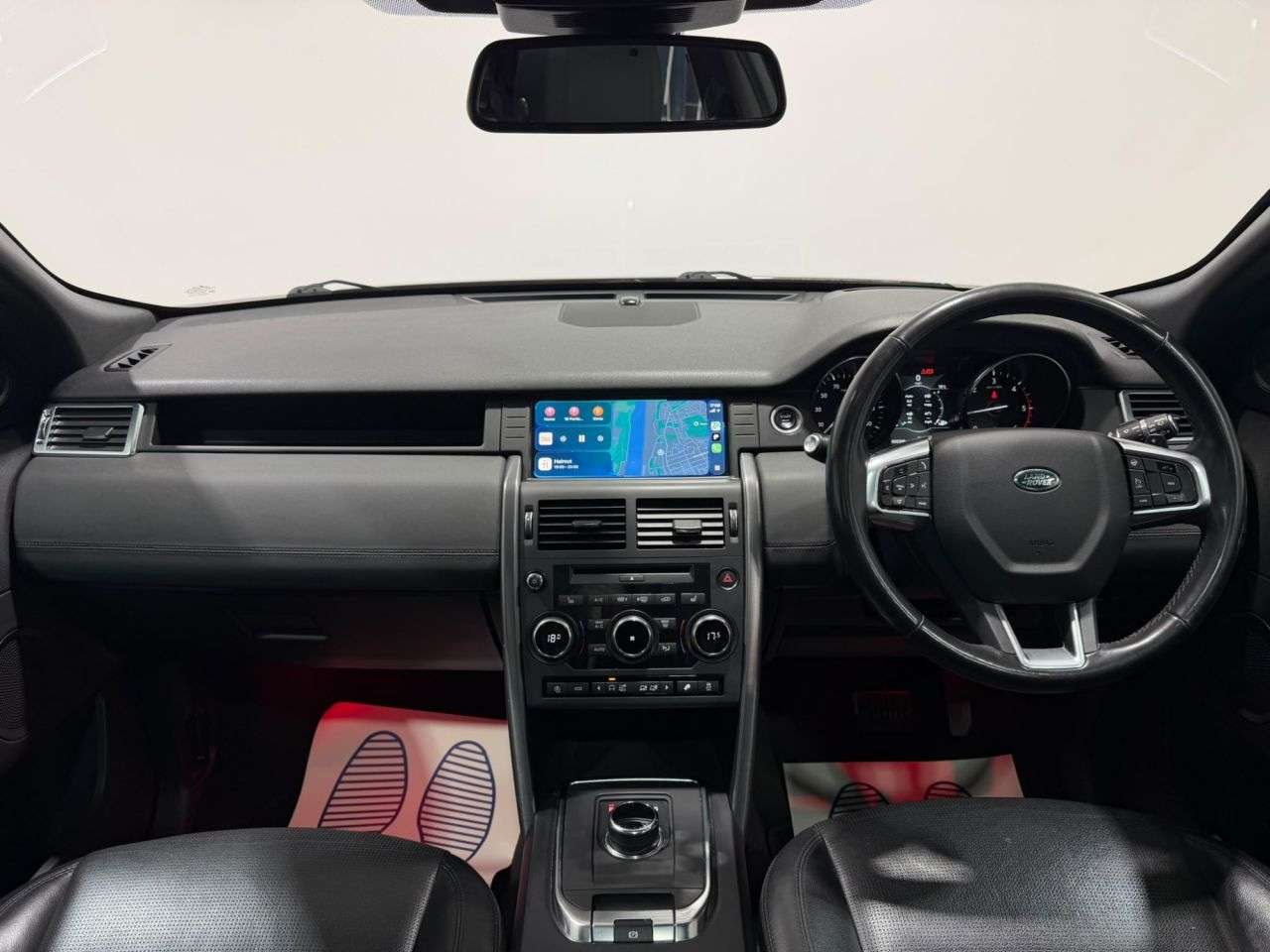 A 2019 LAND ROVER DISCOVERY SPORT 2.0 TD4 Landmark SUV 5dr Diesel Auto 4WD Euro 6 (s/s) (180 ps) NATIONWIDE D A 2019 LAND ROVER DISCOVERY SPORT 2.0 TD4 Landmark SUV 5dr Diesel Auto 4WD Euro 6 (s/s) (180 ps) NATIONWIDE D