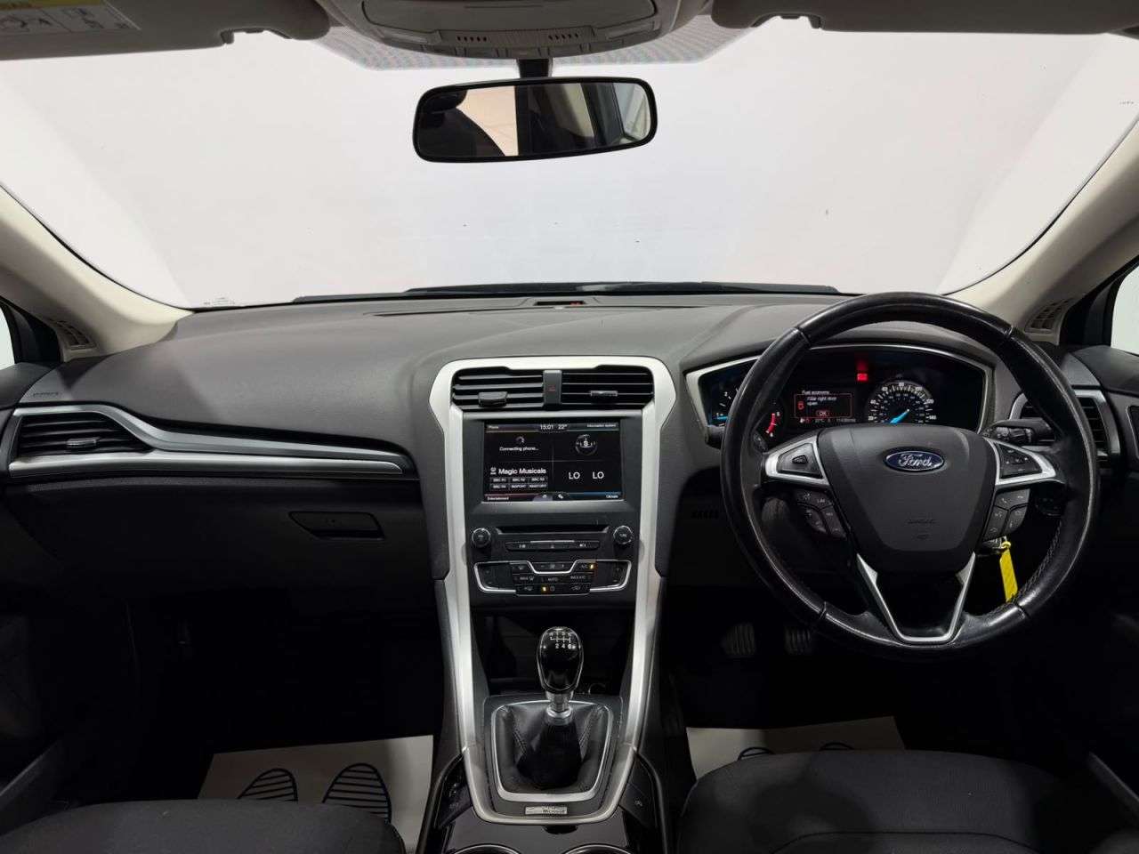 A 2015 FORD MONDEO 1.6 TDCi ECOnetic Style Estate 5dr Diesel Manual Euro 5 (s/s) (115 ps) NATI A 2015 FORD MONDEO 1.6 TDCi ECOnetic Style Estate 5dr Diesel Manual Euro 5 (s/s) (115 ps) NATI