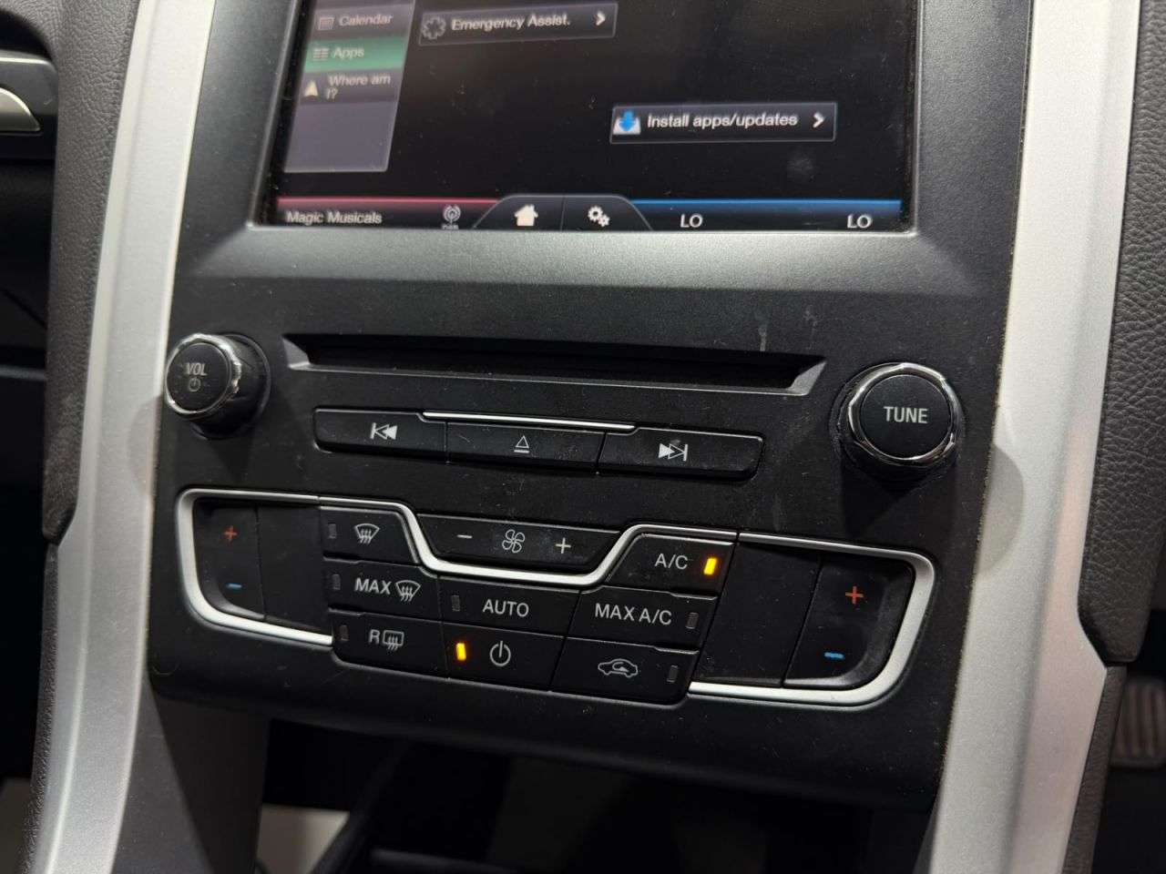2015 FORD MONDEO 2015 FORD MONDEO
