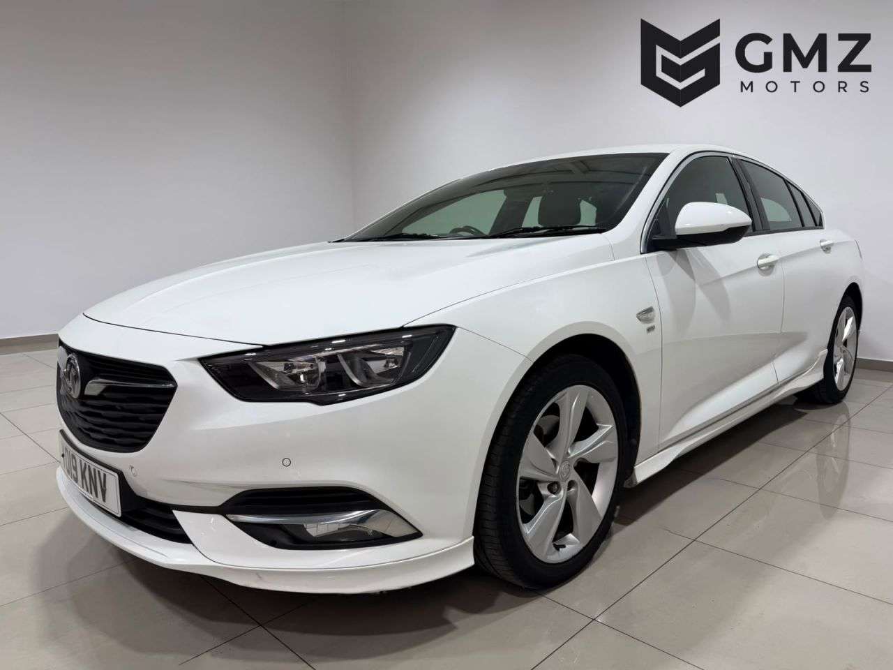 A 2019 VAUXHALL INSIGNIA 1.5i Turbo GPF SRi VX Line Nav Grand Sport 5dr Petrol Manual Euro 6 (s/s) ( A 2019 VAUXHALL INSIGNIA 1.5i Turbo GPF SRi VX Line Nav Grand Sport 5dr Petrol Manual Euro 6 (s/s) (