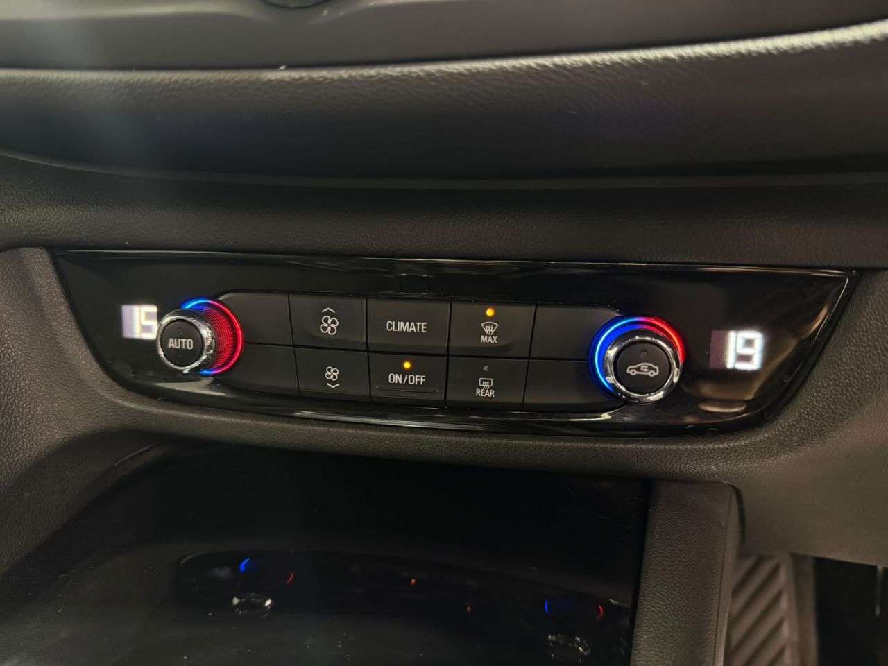 2019 VAUXHALL INSIGNIA 2019 VAUXHALL INSIGNIA