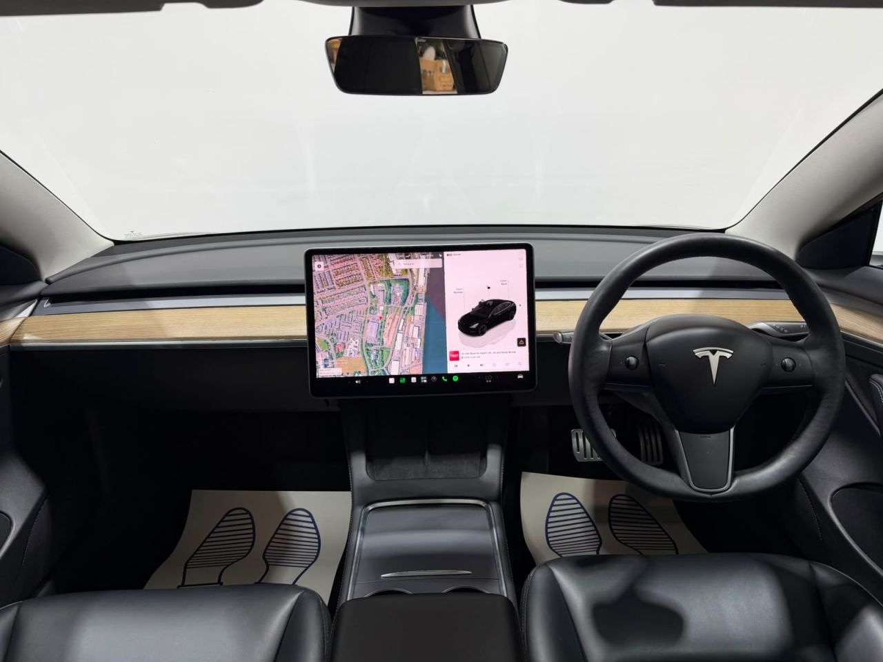 A 2022 TESLA MODEL 3 (Dual Motor) Performance Saloon 4dr Electric Auto 4WDE (Performance Upgrade A 2022 TESLA MODEL 3 (Dual Motor) Performance Saloon 4dr Electric Auto 4WDE (Performance Upgrade