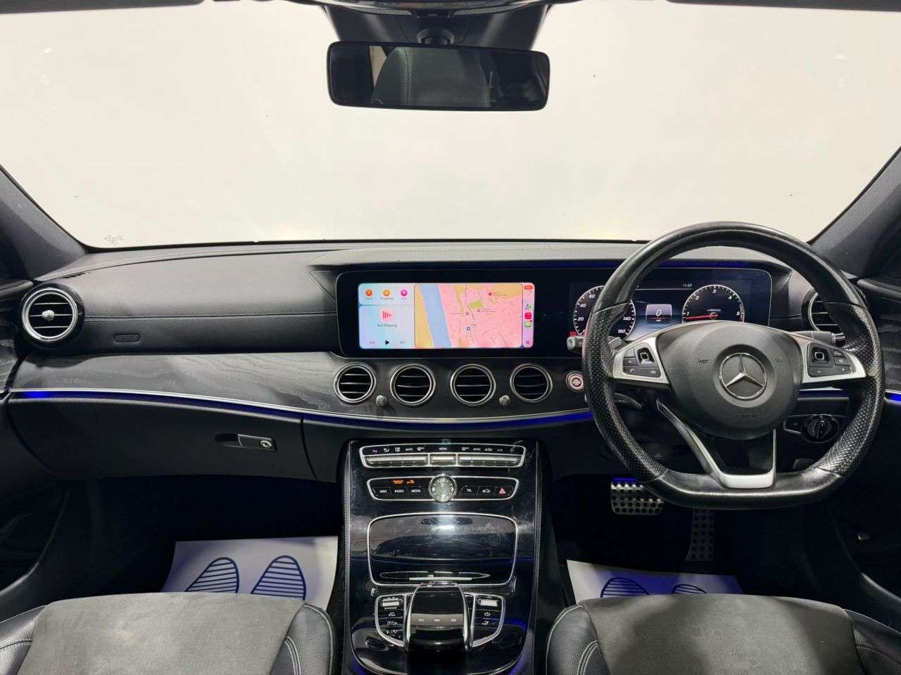 A 2017 MERCEDES E CLASS E 220 D AMG LINE PREMIUM A 2017 MERCEDES E CLASS E 220 D AMG LINE PREMIUM